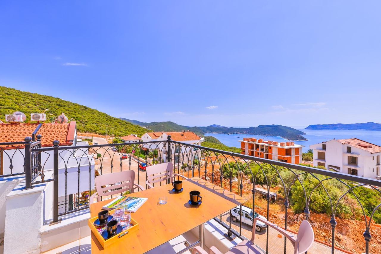 Goekyuezue Suit Apart Kaş Exterior photo